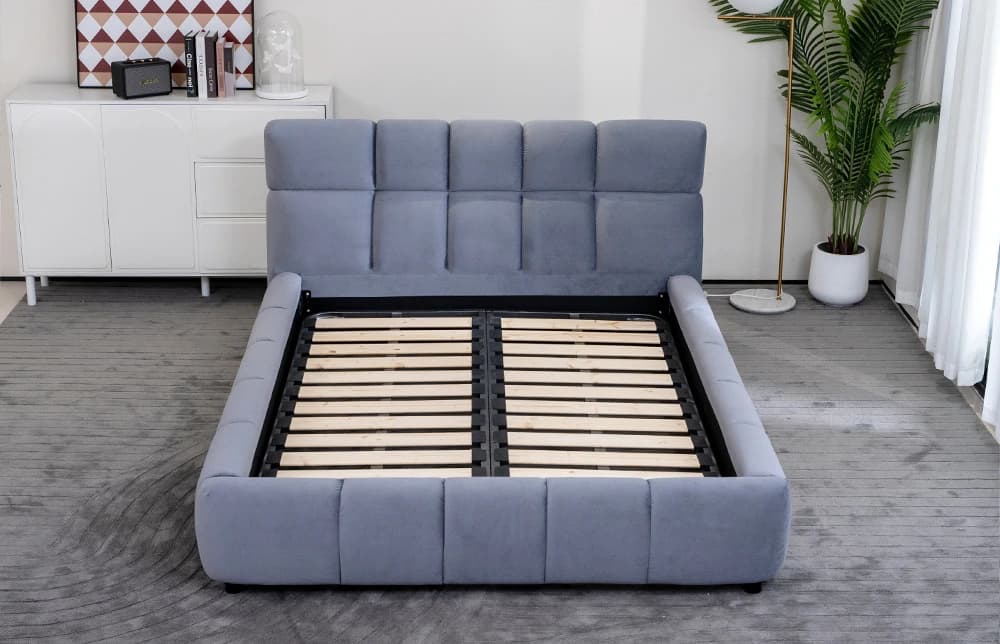 Lily Blue Upholstery King Size Platform Bed Frame L904 thumbnail 3